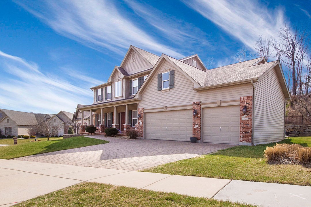 house in carver county