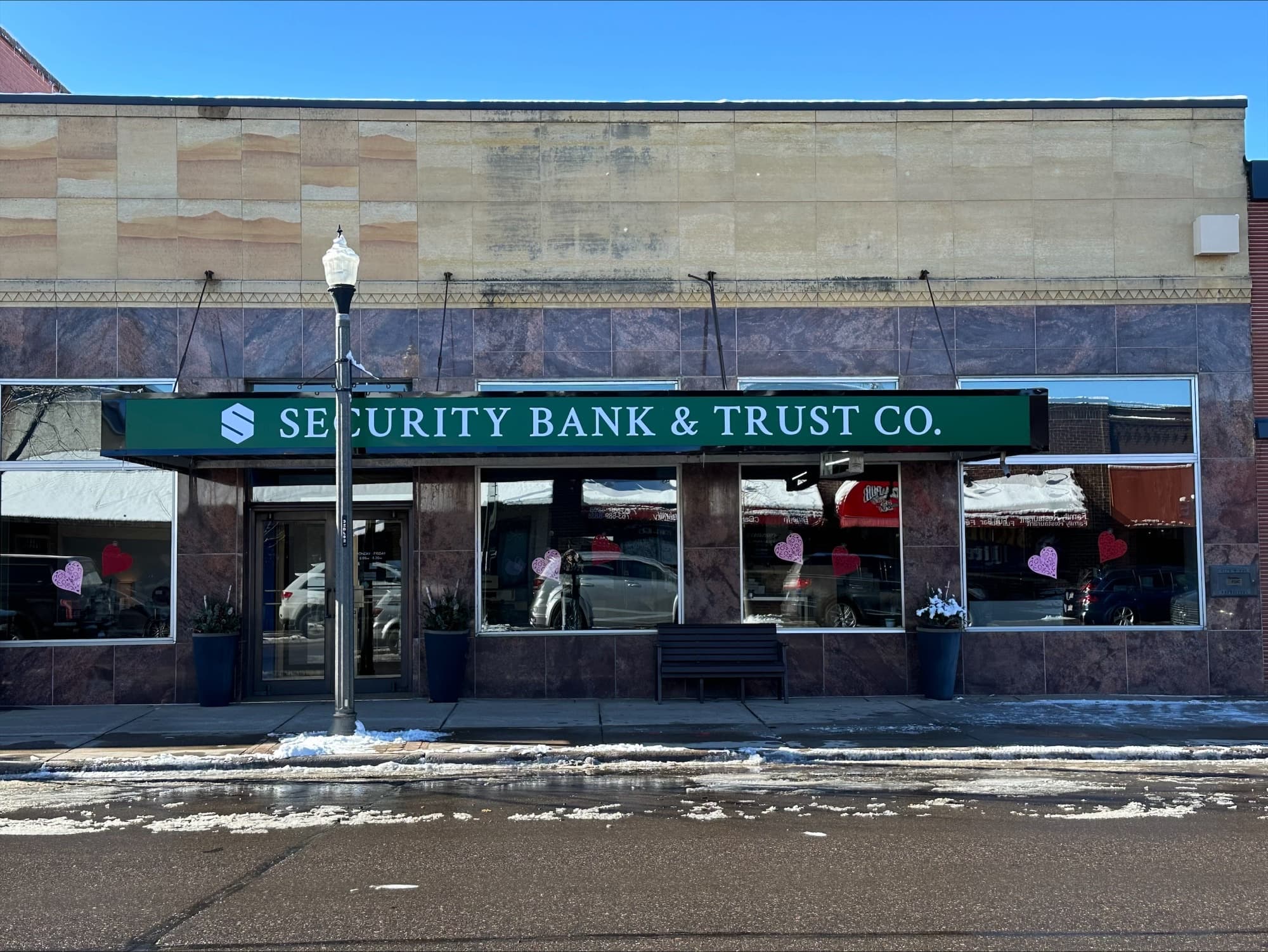 Security Bank & Trust Company, Cambridge, MN